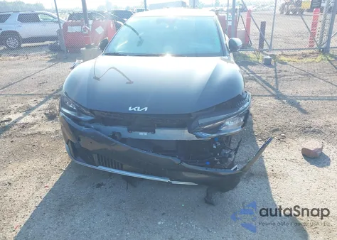 2024 Kia Ev6 Wind из США, поврежденный, VIN KNDC3DLC7R5159230